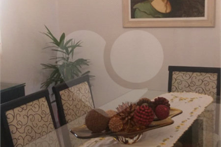 Casa à venda ou para alugar com 3 quartos, sendo 1 suíte, em Parque das Colinas, Valinhos, SP