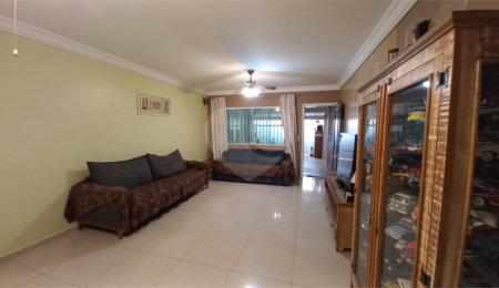 Casa à venda com 3 quartos, sendo 1 suíte,  em Jardim Esmeralda, São Paulo, SP