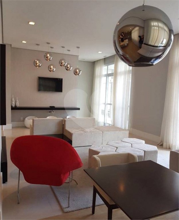 Apartamento à venda com 2 quartos, sendo 1 suíte,  em Vila Cordeiro, São Paulo, SP