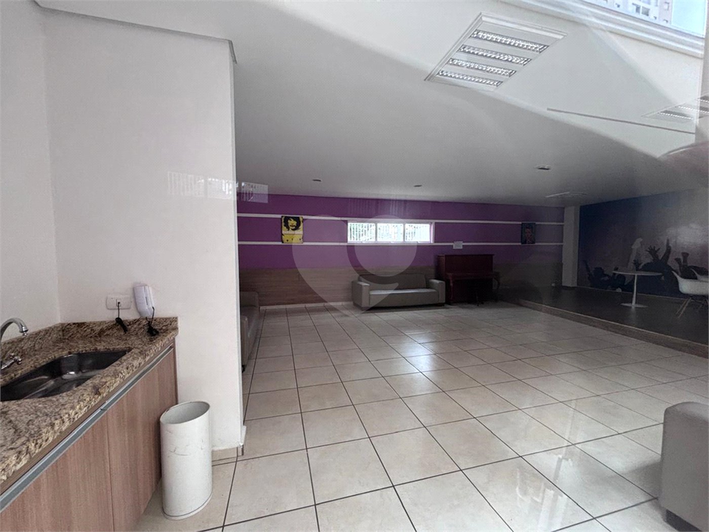 Apartamento à venda com 3 quartos, sendo 1 suíte,  em Parque Três Meninos, Sorocaba, SP
