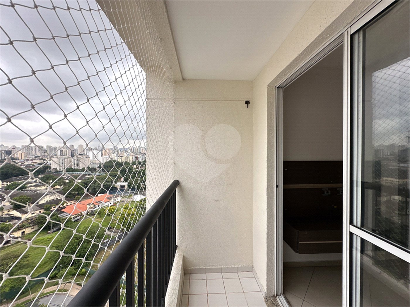 Apartamento à venda com 2 quartos em Vila Anastácio, São Paulo, SP