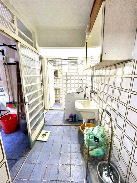 Casa à venda com 2 quartos em Vila Carrão, São Paulo, SP