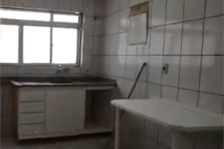 Sobrado à venda com 3 quartos em Vila Lageado, São Paulo, SP