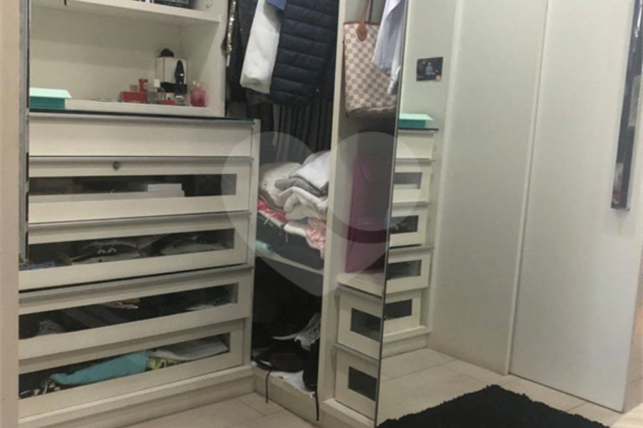 Sobrado à venda com 4 quartos, sendo 2 suítes, em Palmas do Tremembé, São Paulo, SP