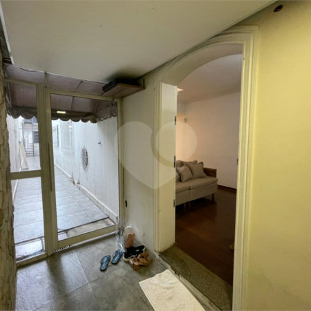 Sobrado à venda com 3 quartos em Quinta da Paineira, São Paulo, SP