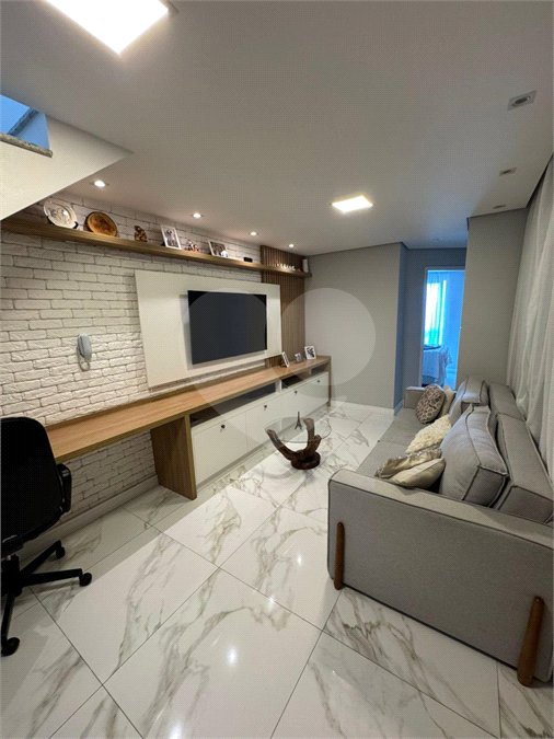Apartamento à venda com 2 quartos em Jardim Stella, Santo André, SP