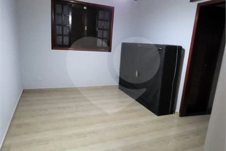 Chácara à venda com 3 quartos, sendo 2 suítes, em Planalto Verde, São Roque, SP