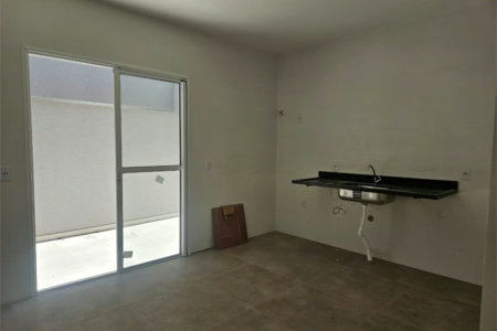 Casa à venda com 2 suítes em Jardim Pinheiros, São Paulo, SP