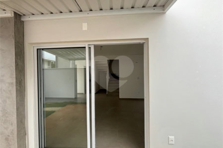 Casa à venda ou para alugar com 3 quartos, sendo 1 suíte,  no condomínio Residencial Villa Flora, Votorantim - SP
