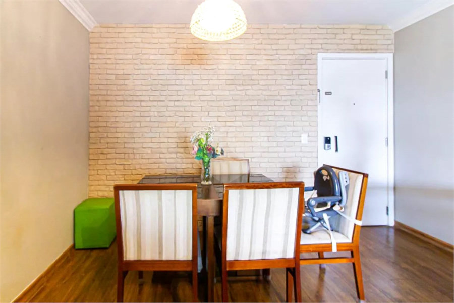 Apartamento à venda com 3 quartos, sendo 1 suíte, em Vila Romana, São Paulo, SP