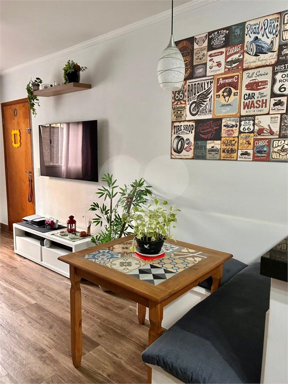 Apartamento à venda com 2 quartos em Vila Nivi, São Paulo, SP