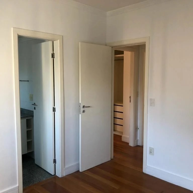 Apartamento à venda com 3 suítes em Vila Suzana, São Paulo, SP
