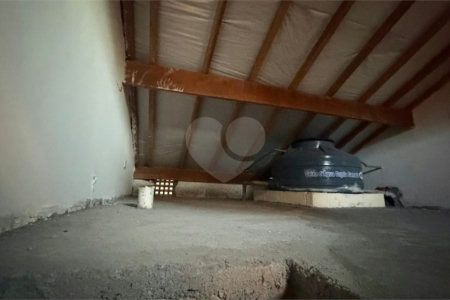 Casa à venda com 2 suítes no condomínio Residencial Real North Pedro, São Paulo - SP