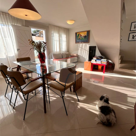Casa à venda com 3 quartos, sendo 1 suíte, em Jardim Pinheiros, São Paulo, SP