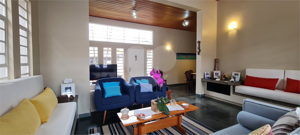 Casa Térrea à venda com 3 suítes em Campo Grande, São Paulo, SP