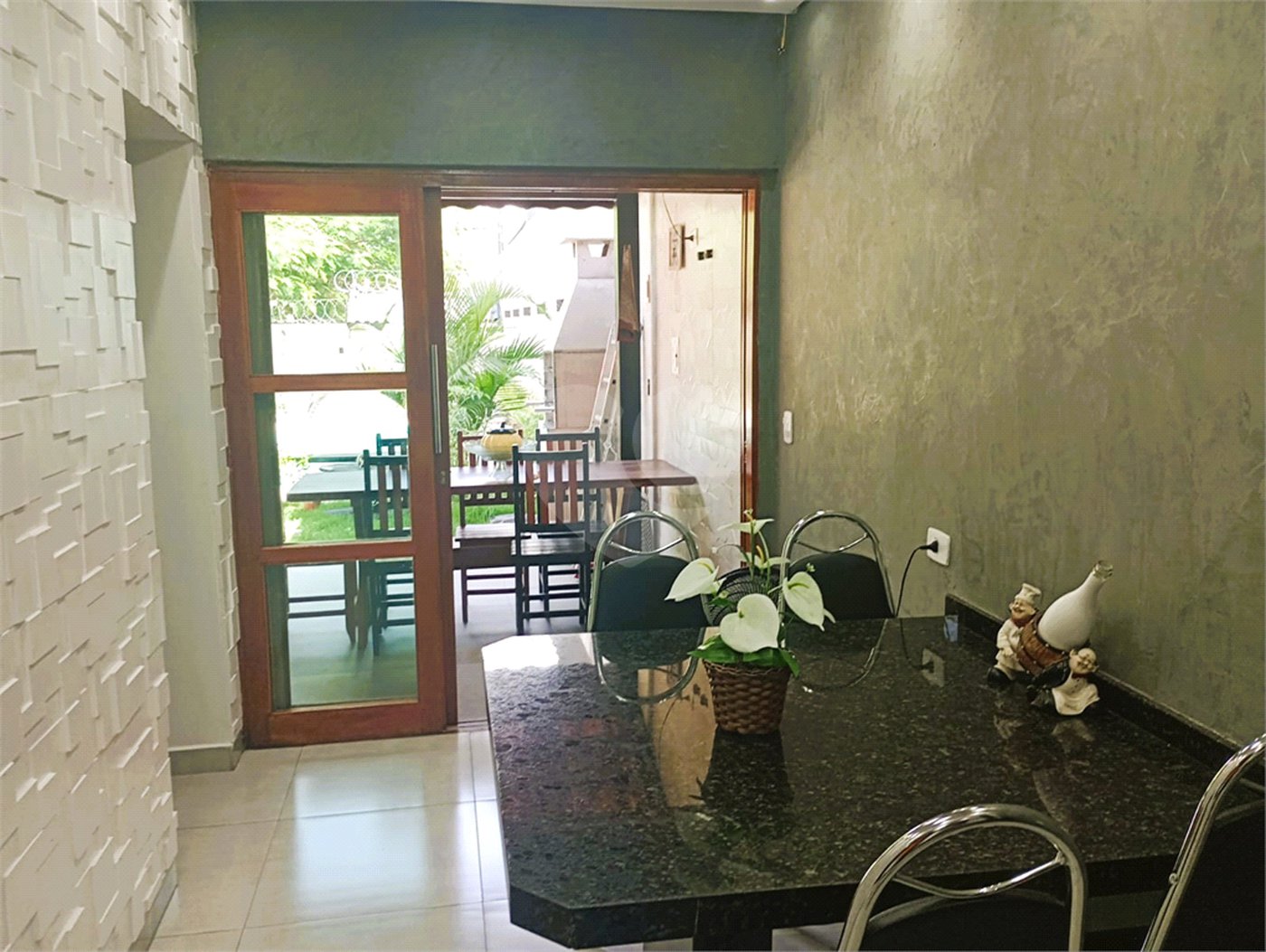Casa à venda com 3 quartos, sendo 1 suíte, em Wanel Ville, Sorocaba, SP