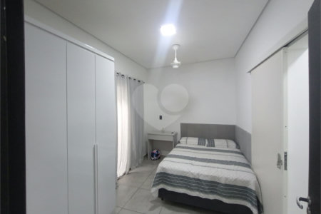 Casa à venda com 3 quartos, sendo 1 suíte, em Vila Santana, Itapetininga, SP