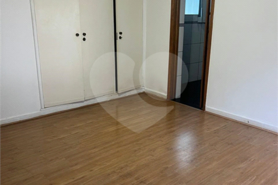 Sobrado à venda com 4 quartos, sendo 3 suítes, em Santana, São Paulo, SP