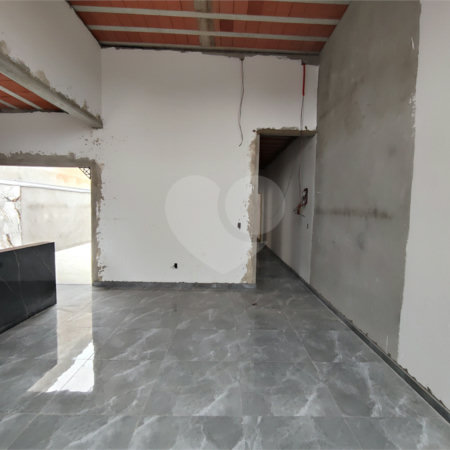 Casa à venda com 3 quartos, sendo 1 suíte, em Parque Itapê, Itapetininga, SP