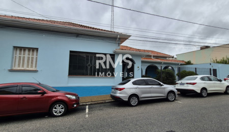 Casa à venda com 3 quartos no Centro, Itu, SP