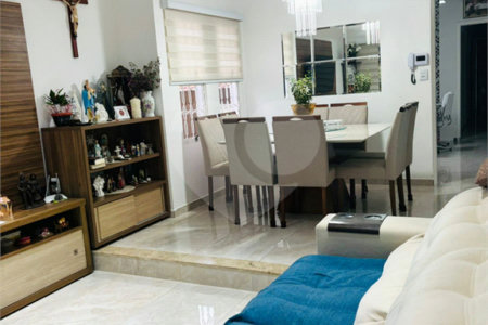 Casa Térrea à venda com 3 quartos, sendo 1 suíte,  em Jardim das Cerejeiras, Atibaia, SP