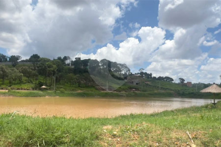 Terreno à venda em Chácaras Luzitana, Hortolândia, SP