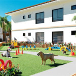 Apartamento à venda com 2 quartos, sendo 1 suíte, em Taperapuan, Porto Seguro, BA