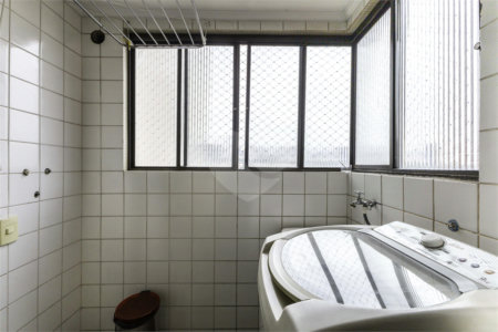 Apartamento à venda com 3 quartos, sendo 1 suíte, em Vila Madalena, São Paulo, SP