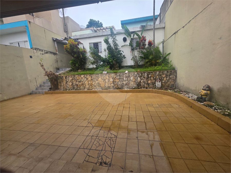 Sobrado para alugar com 3 quartos, sendo 1 suíte, em Vila Valparaíso, Santo André, SP