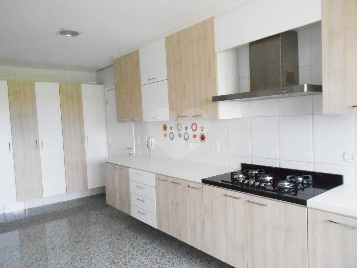 Apartamento para alugar com 4 suítes em Jardim Marajoara, São Paulo, SP