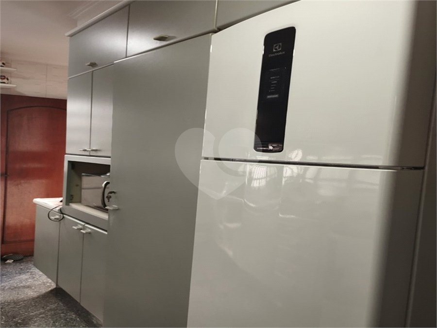 Sobrado à venda com 4 quartos, sendo 1 suíte, em Tremembé, São Paulo, SP