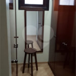 Casa à venda com 4 quartos, sendo 2 suítes, no condomínio Vinhas da Vista Alegre - Lado Sede, Vinhedo - SP