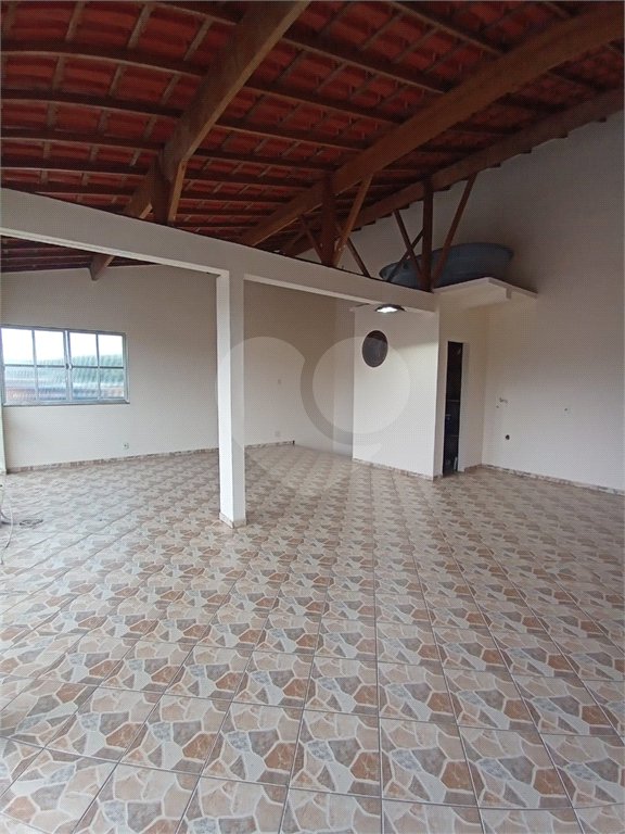 Casa à venda com 1 suíte em Santíssimo, Rio de Janeiro, RJ