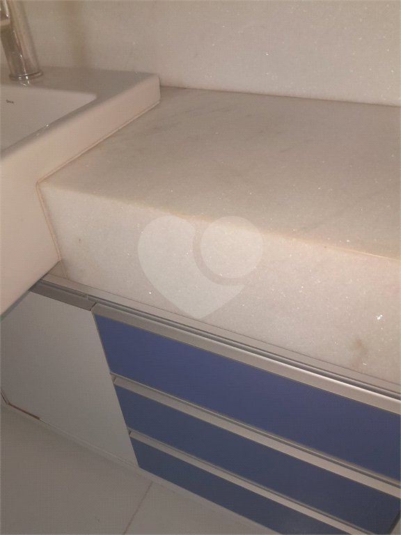 Casa à venda ou para alugar com 4 suítes em Chácaras São Carlos, Cotia, SP
