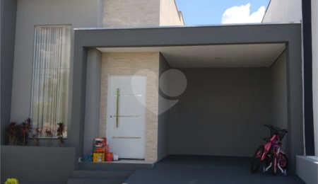 Casa à venda com 2 quartos, sendo 1 suíte,  no condomínio Residencial Jardim, Sorocaba - SP
