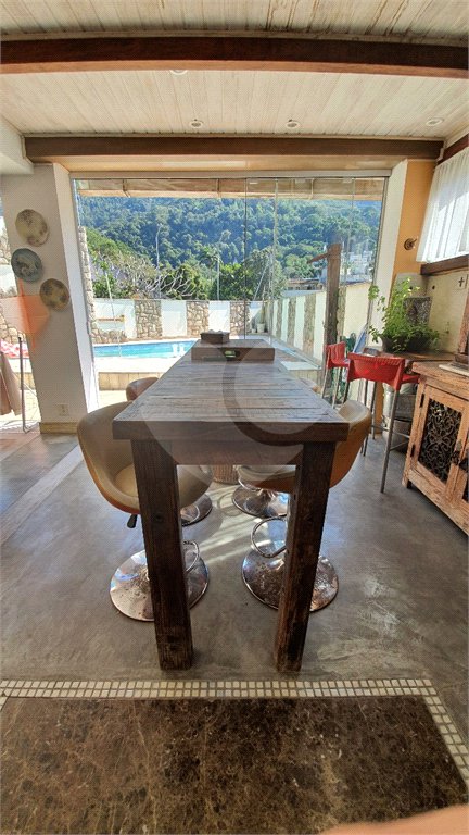 Casa à venda com 4 quartos, sendo 2 suítes, em Alto da Boa Vista, Rio de Janeiro, RJ