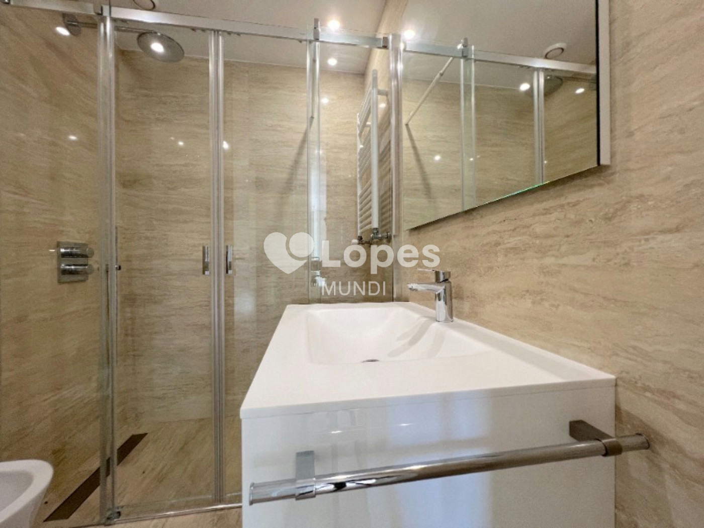 APARTAMENTO RESIDENCIAL em Porto - PT, Matosinhos