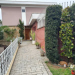 Sobrado à venda com 4 quartos, sendo 3 suítes, em Interlagos, São Paulo, SP
