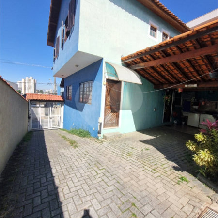 Sobrado à venda com 2 quartos em Jardim do Papai, Guarulhos, SP