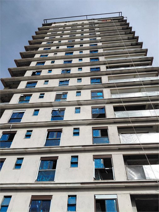 Apartamento à venda com 3 suítes em Jardim Leonor Mendes de Barros, São Paulo, SP