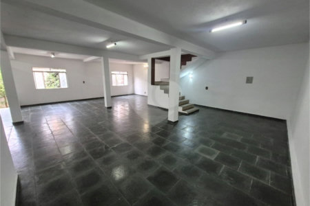 Casa à venda com 3 suítes em Vila Jardini, Sorocaba, SP