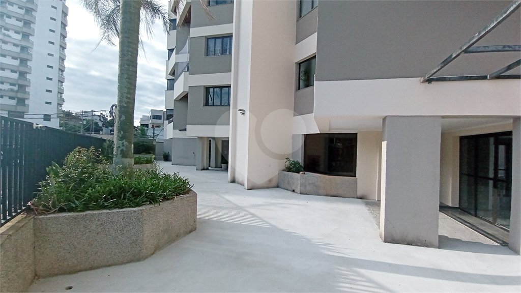 Apartamento à venda com 3 suítes no Centro, Vinhedo, SP