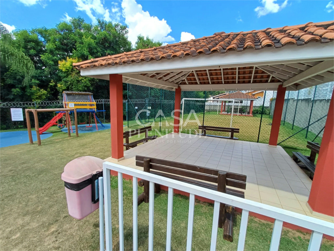 Casa em condomínio à venda com 3 quartos, sendo 1 suíte, em Vila Haro, Sorocaba, SP