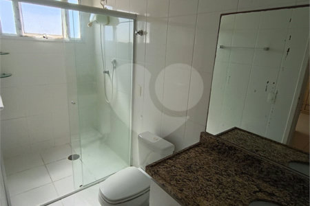 Casa à venda com 3 quartos, sendo 2 suítes,  em Chácara Jafet, Mogi das Cruzes, SP
