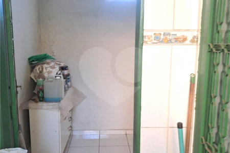 Casa à venda com 2 quartos em Sumarezinho, Ribeirão Preto, SP
