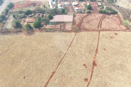 Terreno à venda no Centro, Cravinhos, SP
