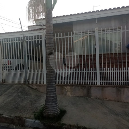 Casa à venda ou para alugar com 3 quartos, sendo 1 suíte, em Jardim Alvorada, Itapetininga, SP
