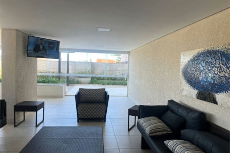 Apartamento com Varanda Gourmet em Condomínio Clube na Enseada – 2 Dormitórios