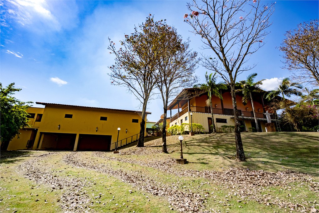 Casa à venda ou para alugar com 8 suítes no condomínio Piccolo Paese, Salto - SP