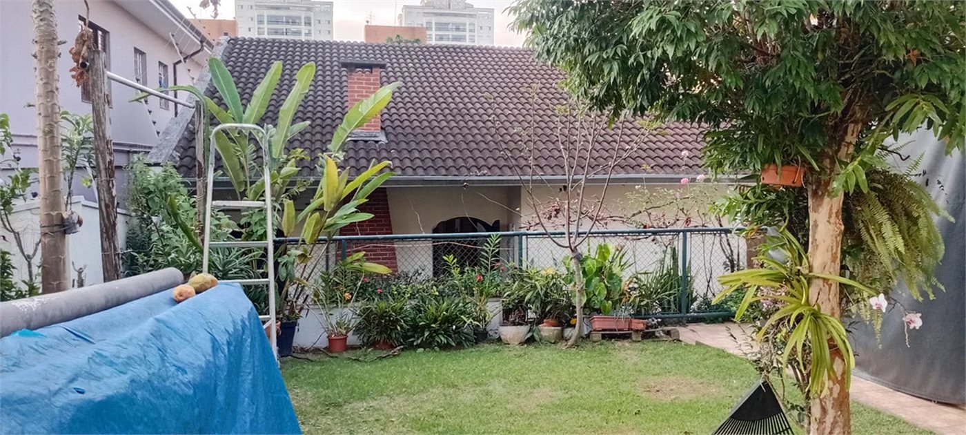 Casa à venda com 4 quartos, sendo 2 suítes, em Vila Sônia, São Paulo, SP